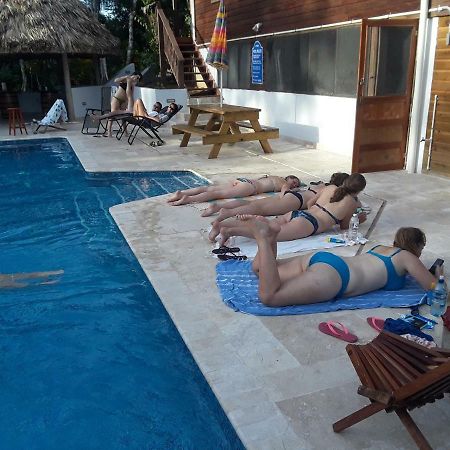 Hidden Haven Hostel Unitedville Bagian luar foto