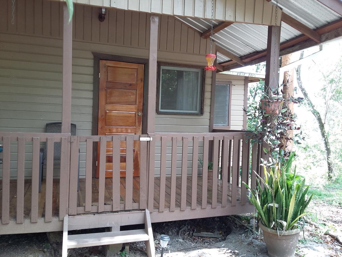 Hidden Haven Hostel Unitedville Bagian luar foto