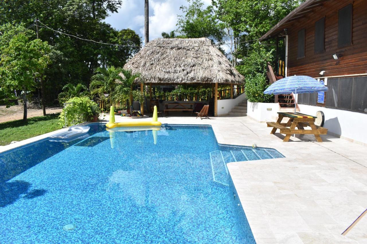 Hidden Haven Hostel Unitedville Bagian luar foto